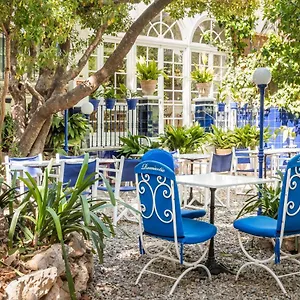 Medium Romantic 2* Sitges